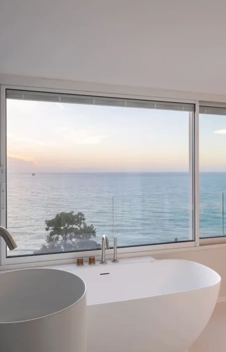 bagno con jacuzzi vista mare al tramonto laguna blu la perla della costiera amalfitana sito casa vacanze costiera amalfitana